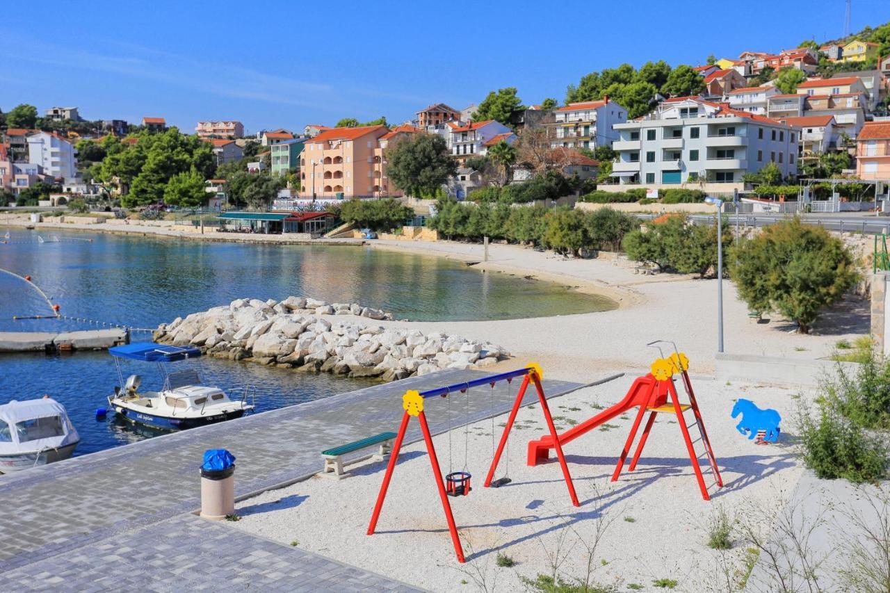 Apartments By The Sea Marina, Trogir - 9037 Buitenkant foto